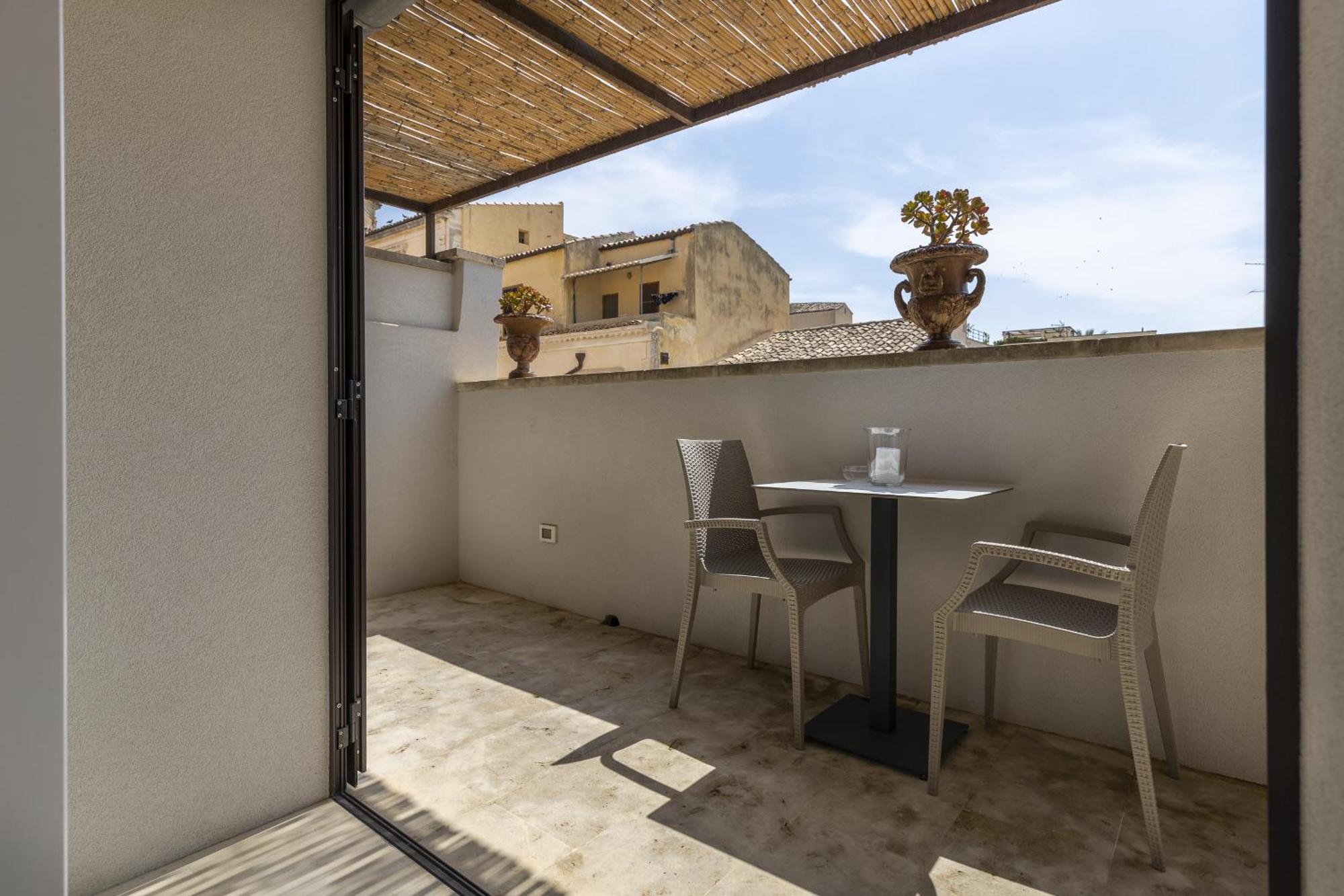 B&B Vicere Speciale Noto Bagian luar foto