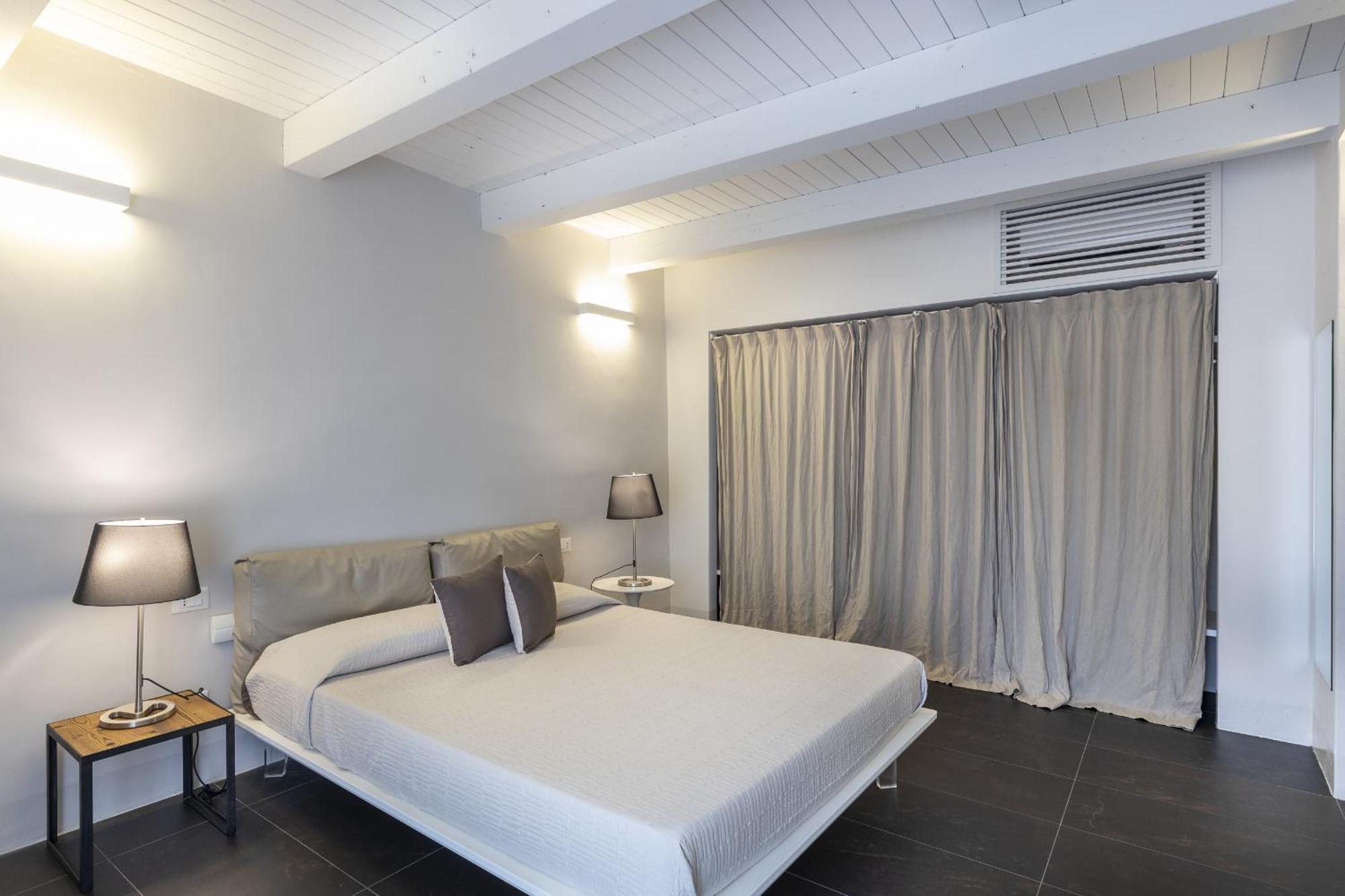 B&B Vicere Speciale Noto Bagian luar foto