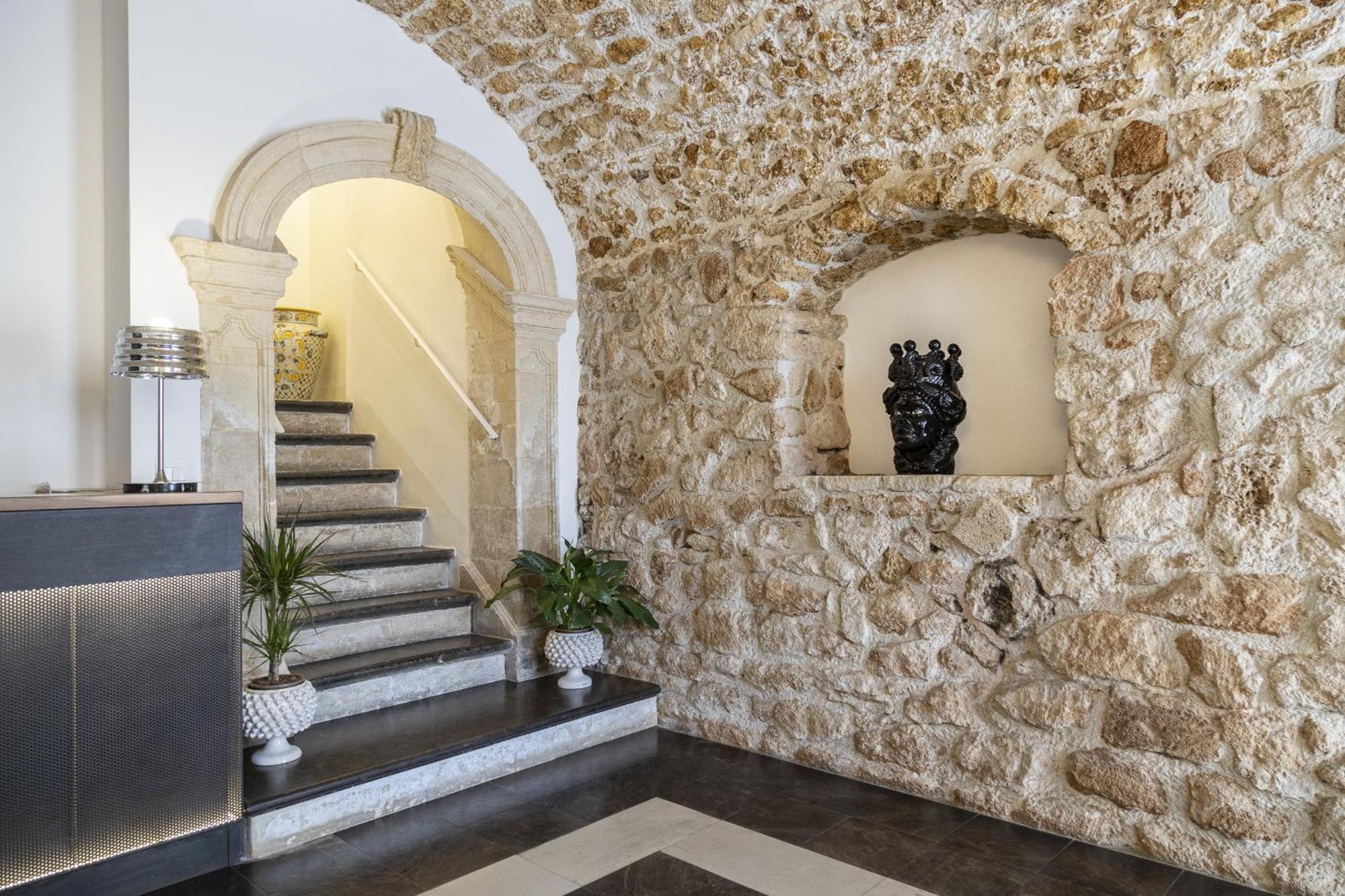 B&B Vicere Speciale Noto Bagian luar foto