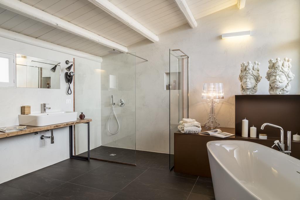 B&B Vicere Speciale Noto Bagian luar foto