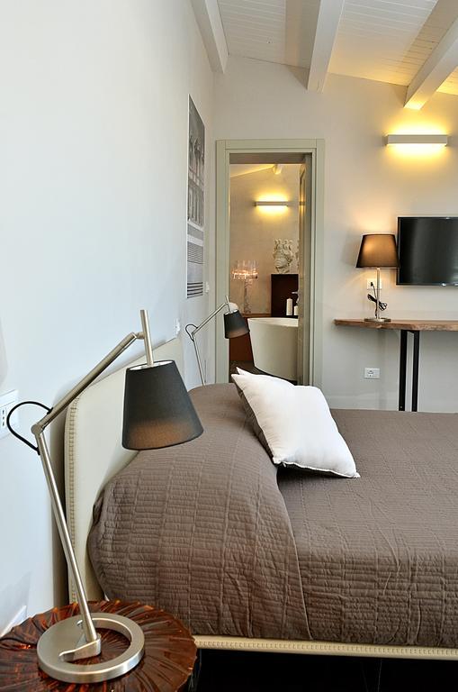 B&B Vicere Speciale Noto Bagian luar foto