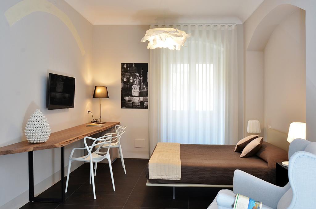 B&B Vicere Speciale Noto Bagian luar foto
