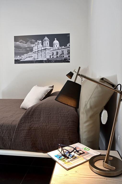 B&B Vicere Speciale Noto Bagian luar foto